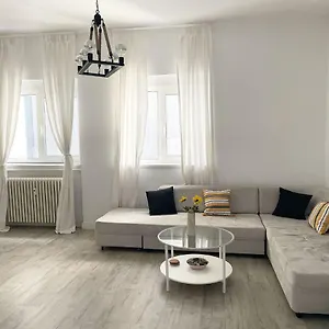 White Apartamento